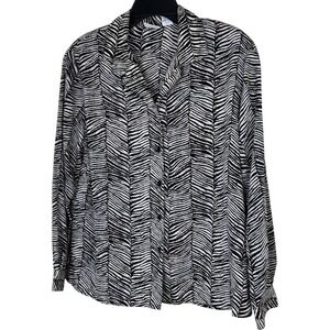 KR Essentials Womens L Zebra Print Button Front Blouse Long Sleeve‎